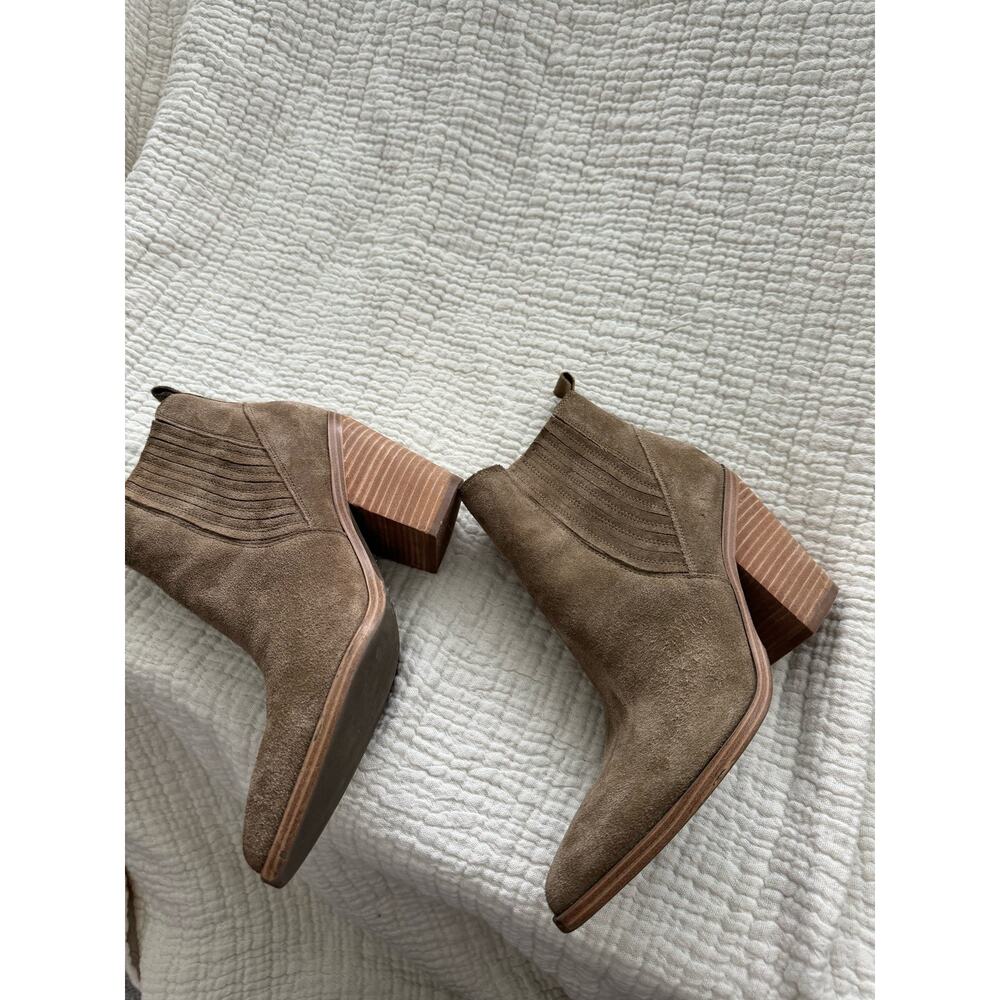 Marc Fisher Pointed Tan Suede Bootie Size 8.5 - image 6